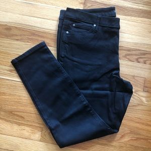 🖤 Deep Black Skinny Mid Rise Jeans 🖤